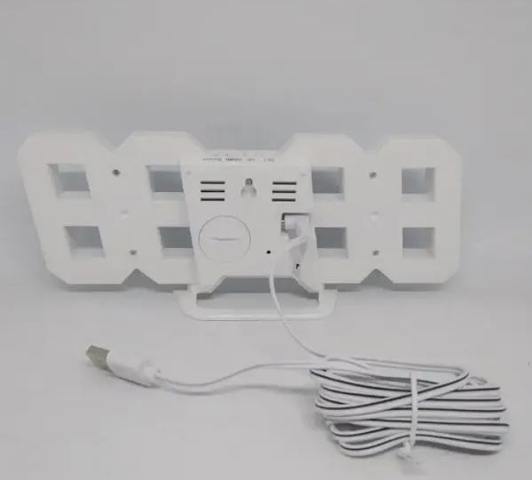 Часы электронные настольные LY-1089 белые с будильником, встроенный календарь, термометр