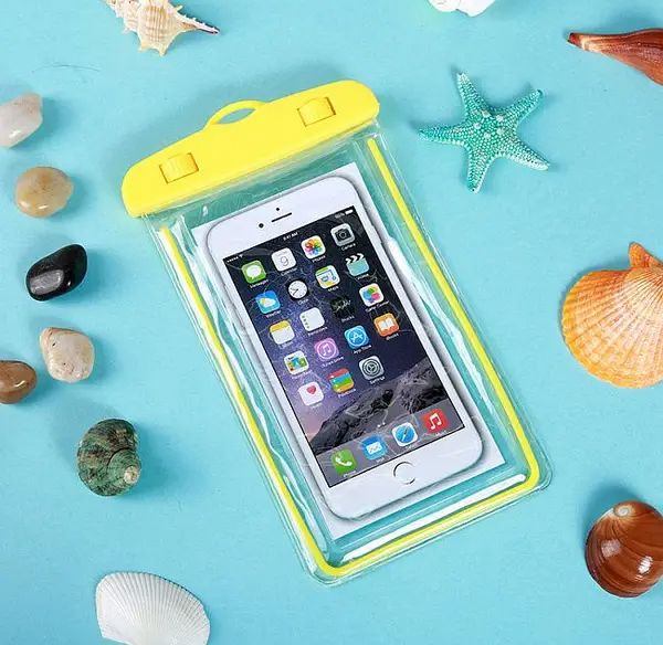 Водонепроницаемый универсальный Чехол для телефона Phone Holder For Water Parks Swim для защиты смартфона и других вещей во влажных условиях, защита в дождь, в снег, во время перемещения водой, в походных условиях, на пляже, в бассейне, аквапарке