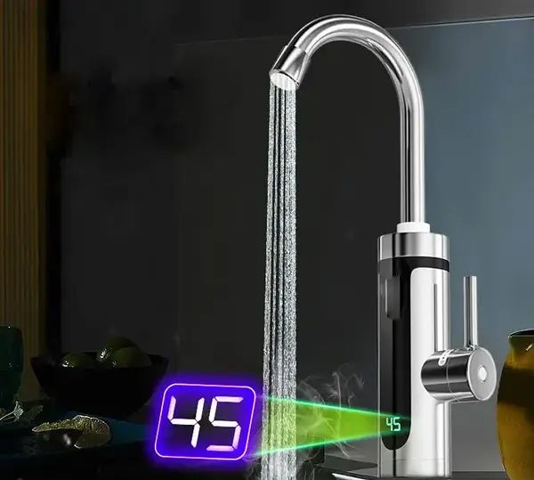 Проточный водонагреватель с экраном Delimano RX-011-1 с нижним подключением 3000Вт