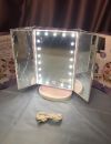 Тройное косметическое зеркало для макияжа с LED подсветкой Magic Makeup Mirror