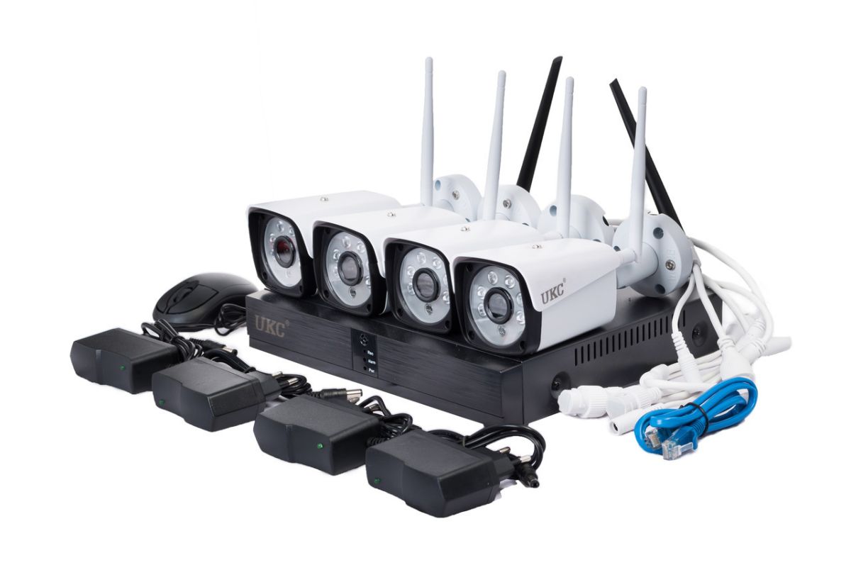 Комплект системы видеонаблюдения беспроводной DVR KIT CAD 8004 / 6673 WiFi 4ch набор на 4 камеры