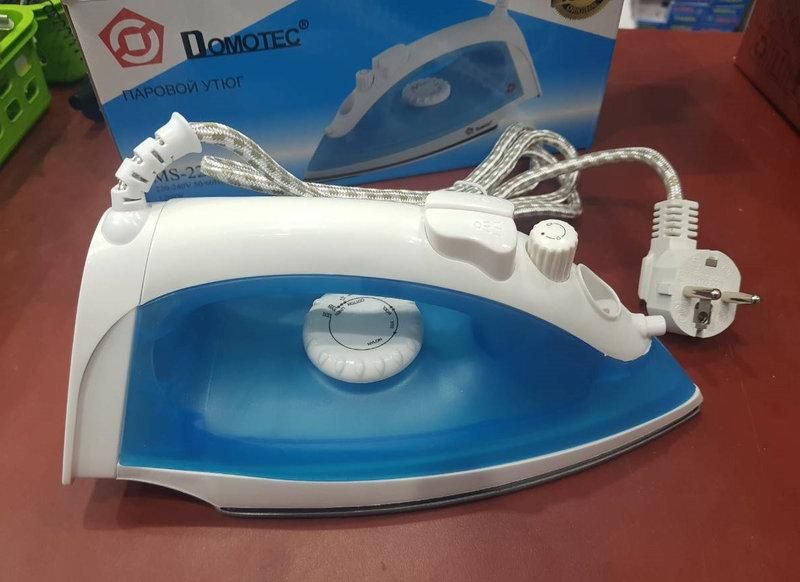Паровой утюг с тефлоновой подошвой Domotec MS-2208 (1200W)