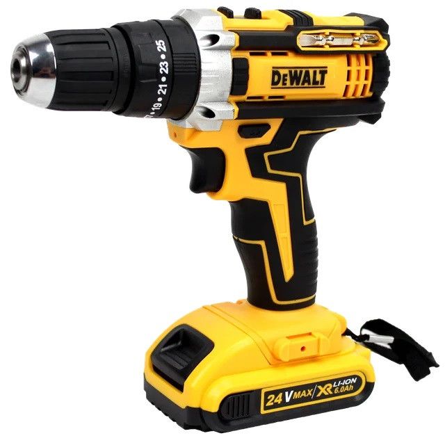 Аккумуляторный шуруповерт Dewalt DCD771 24V с набором инструментов в кейсе, Деволт