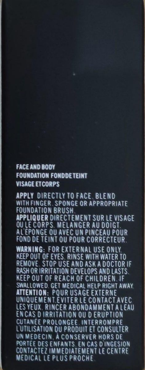 Тональный крем для лица MAC Studio Face and Body
