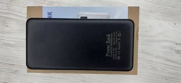 Мощный компактный Power Bank 40000 мАч 5V2A, Зарядное устройство для быстрой зарядки смартфонов, Портативный внешний аккумулятор, Универсальный переносной источник питания, LED индикатор уровня заряда, два USB выхода